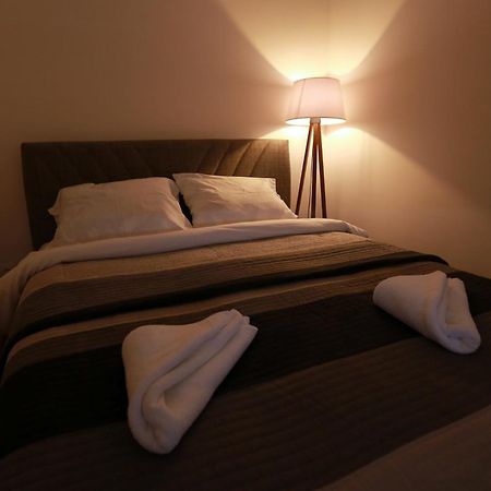 Mraz Apartment Яхорина Екстериор снимка