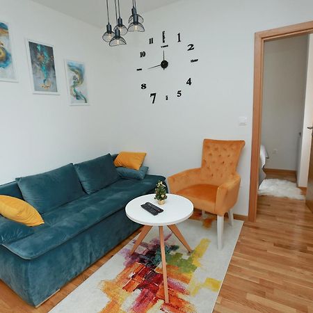 Mraz Apartment Яхорина Екстериор снимка
