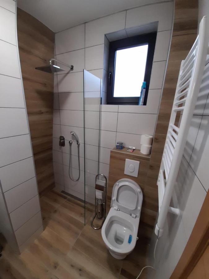Mraz Apartment Яхорина Екстериор снимка