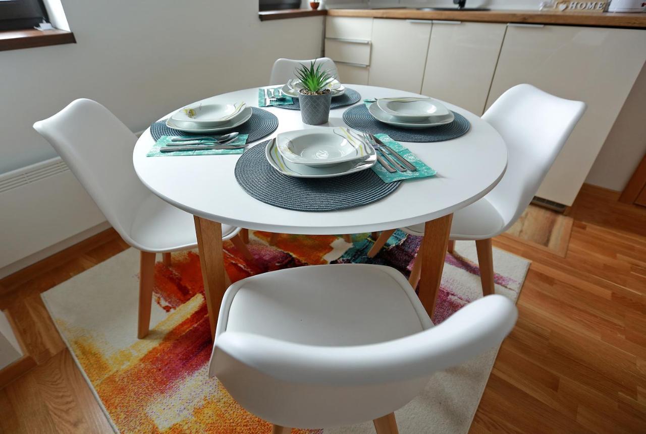 Mraz Apartment Яхорина Екстериор снимка